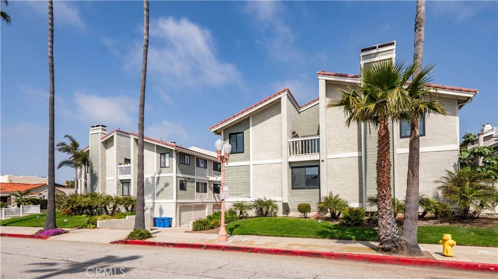 718 Catalina Avenue - Photo 1