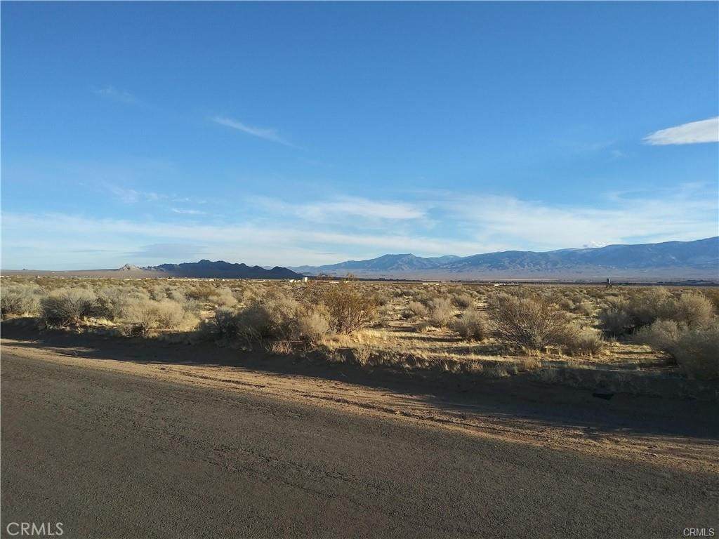 17 North Side Road - Photo 1