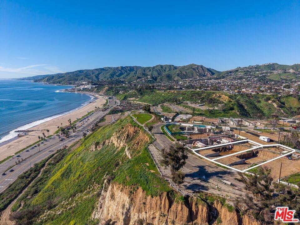 https://bt-photos.global.ssl.fastly.net/socal/orig_boomver_1_375079636-2.jpg