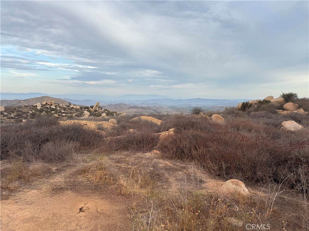 1 La Barranca Rd - Photo 1