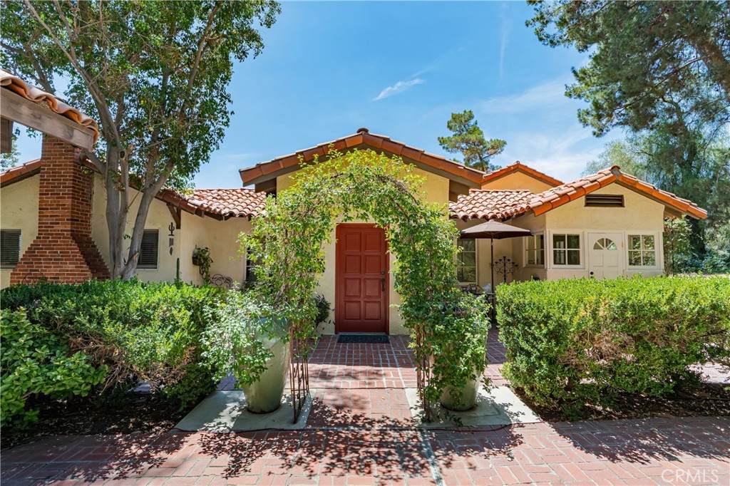 29431 Pierce Avenue - Photo 1