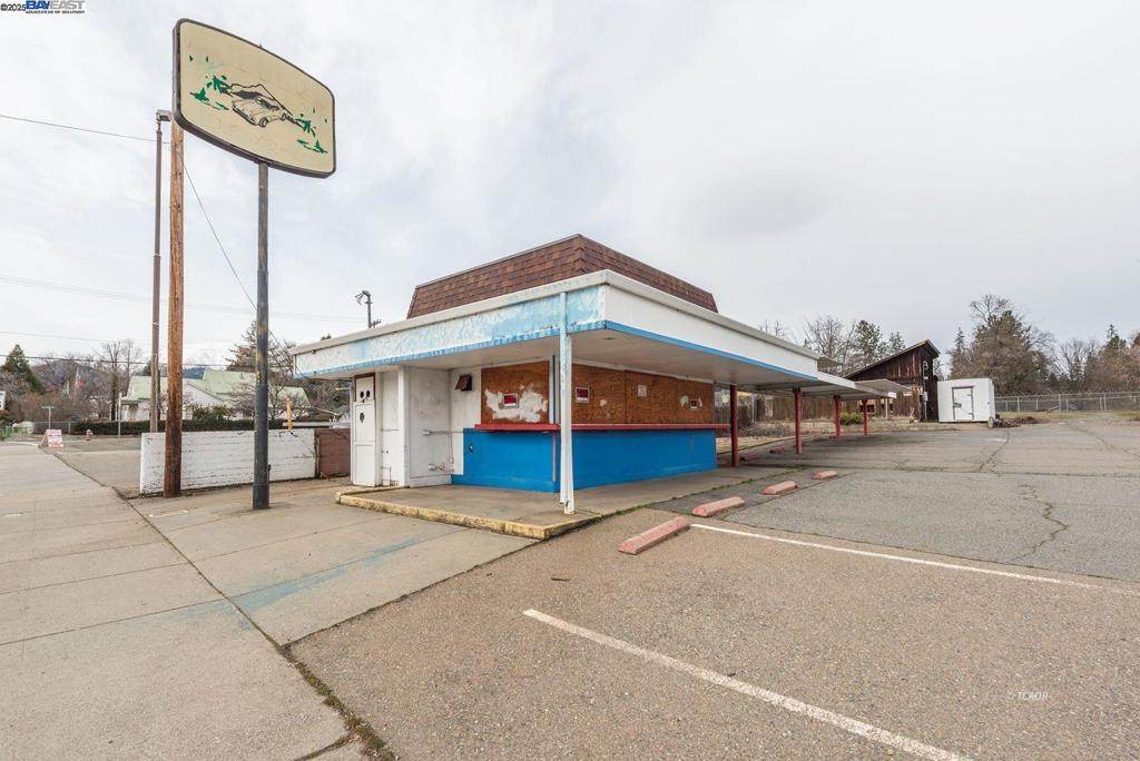 1081 Main St. - Photo 1