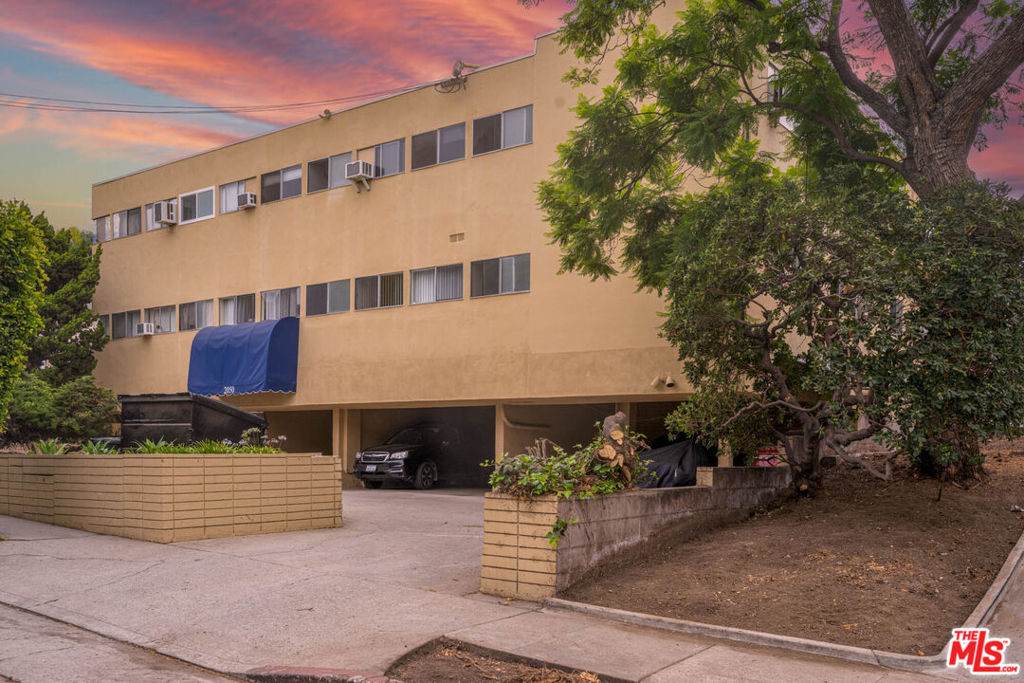 2050 Rodney Drive - Photo 1
