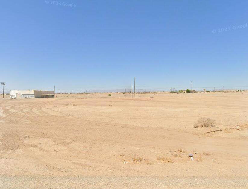 2075 Center Street - Photo 1