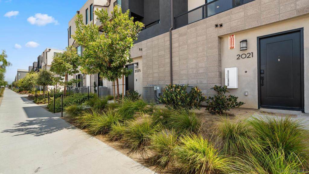 2021 Epoca Way - Photo 1