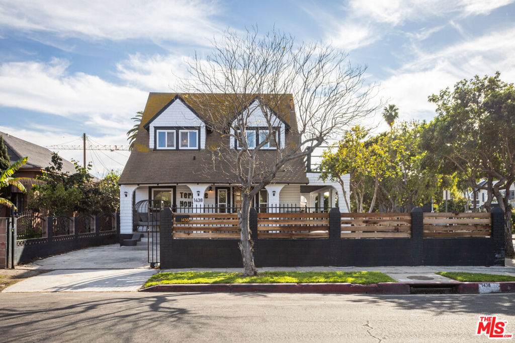 1438 30th Street - Photo 1