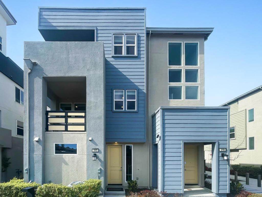 2913 Noyce Place - Photo 1