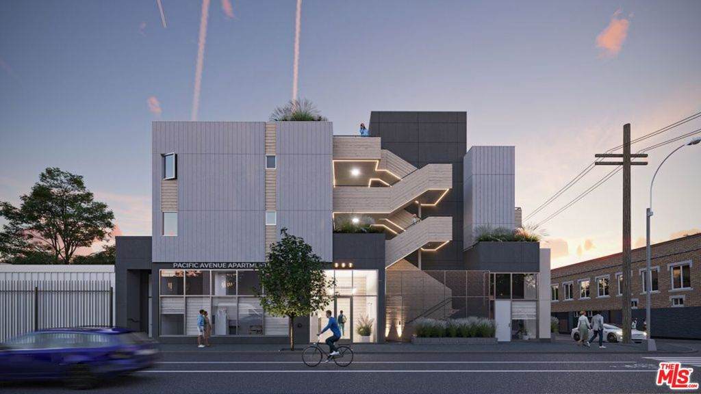 302 Pacific Avenue - Photo 1