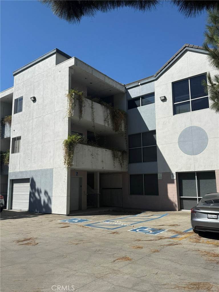 225 Prado Road - Photo 1