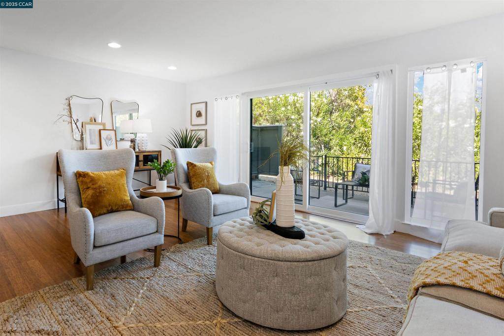 1101 Singingwood Ct - Photo 1