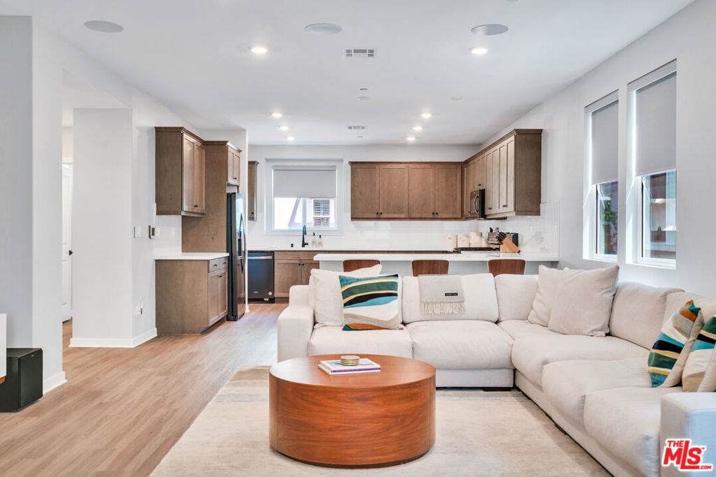 515 Daniel Freeman Circle - Photo 1