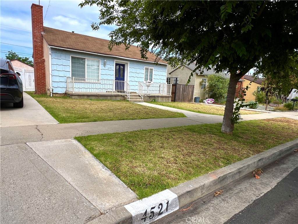 4521 Whaley - Photo 1