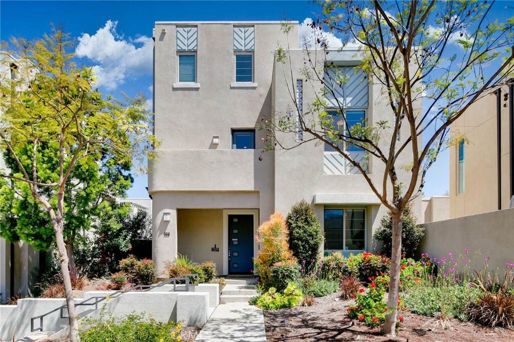 105 Catalyst - Photo 1