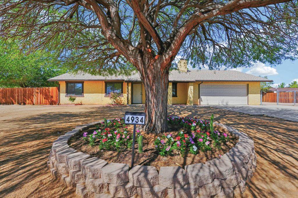 4934 Fortuna Court - Photo 1