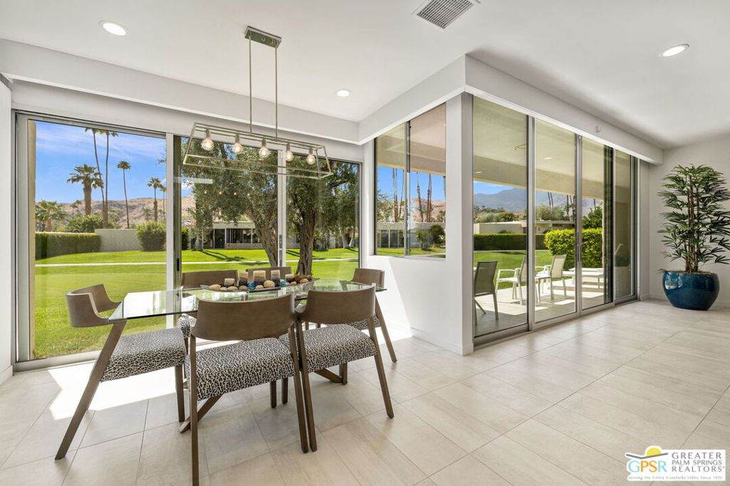 207 Desert Lakes Drive - Photo 1