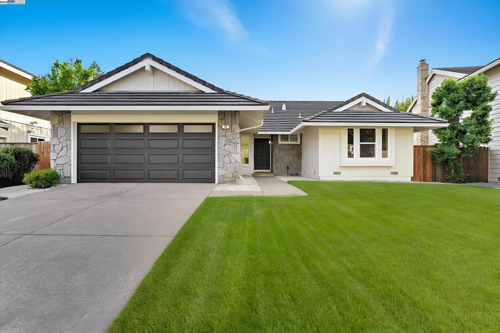 11 Paddock Ct - Photo 1