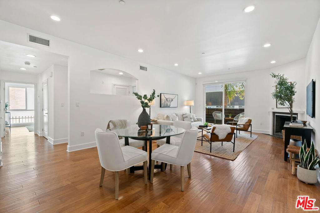 1235 Granville Avenue - Photo 1