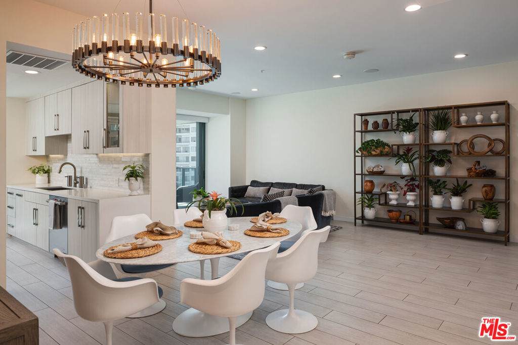 10490 Wilshire Boulevard - Photo 1