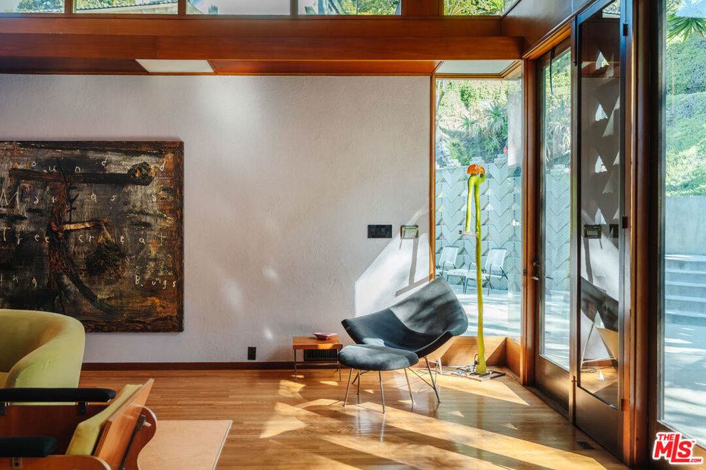 7017 Senalda Road - Photo 1