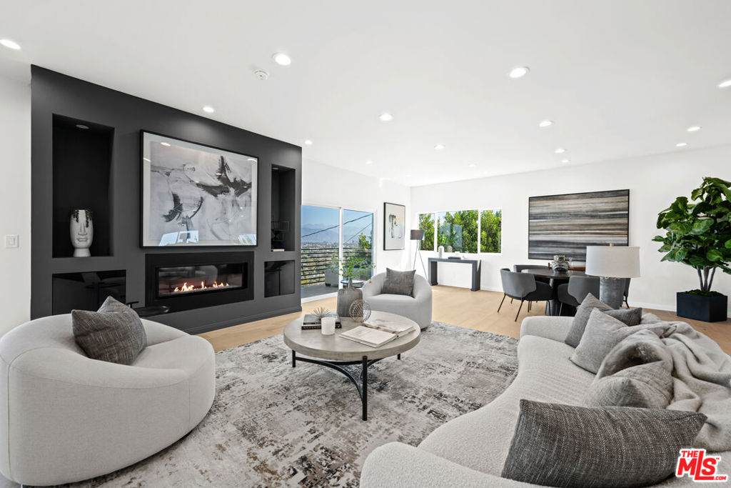 11725 Laurelwood Drive - Photo 1