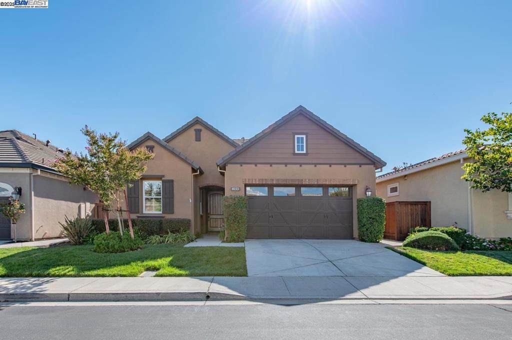 1033 Malbec Ln - Photo 1