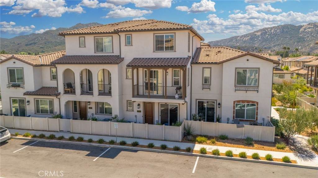 45763 Via Nubes - Photo 1