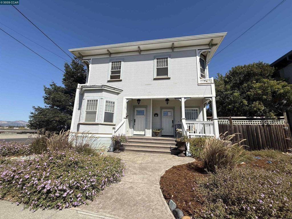 200 Solano St - Photo 1