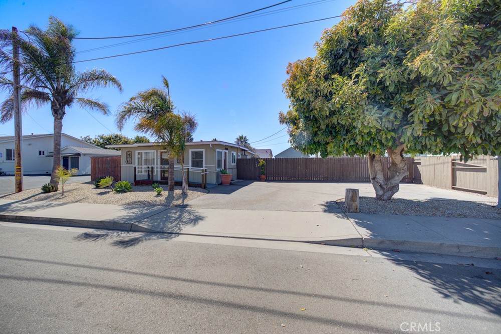 https://bt-photos.global.ssl.fastly.net/socal/orig_boomver_1_375191323-2.jpg