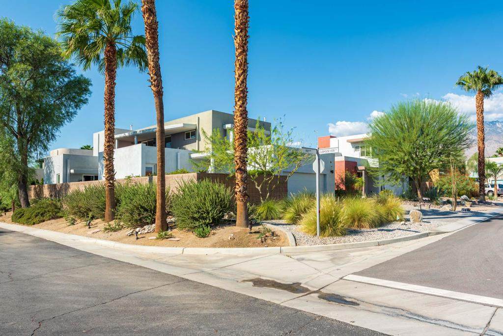 4962 Frey Way - Photo 1