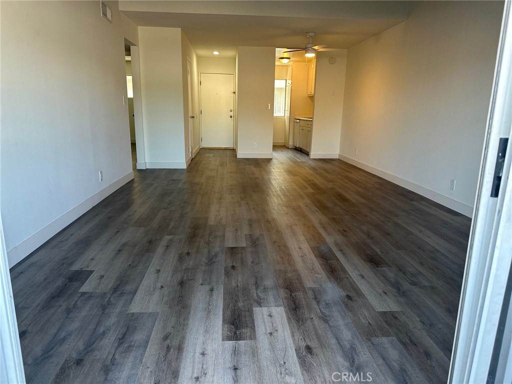 20134 Leadwell St - Photo 1