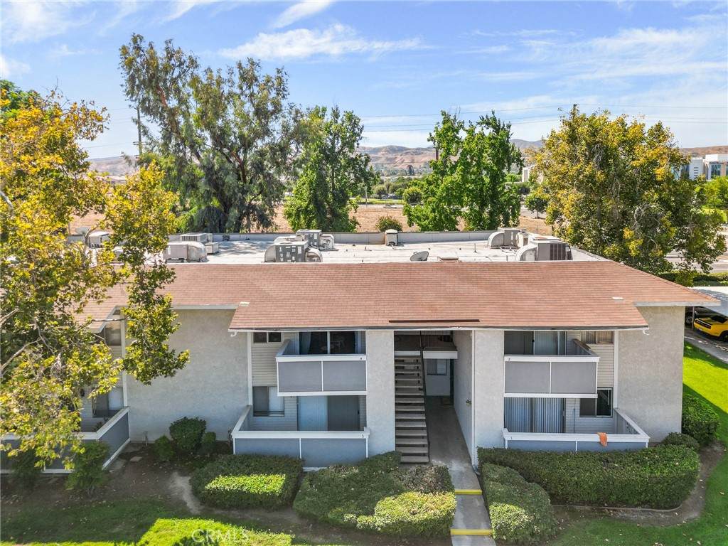 26200 Redlands Boulevard - Photo 1