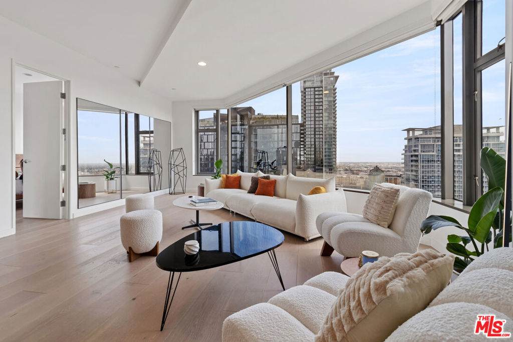 801 Grand Avenue - Photo 1