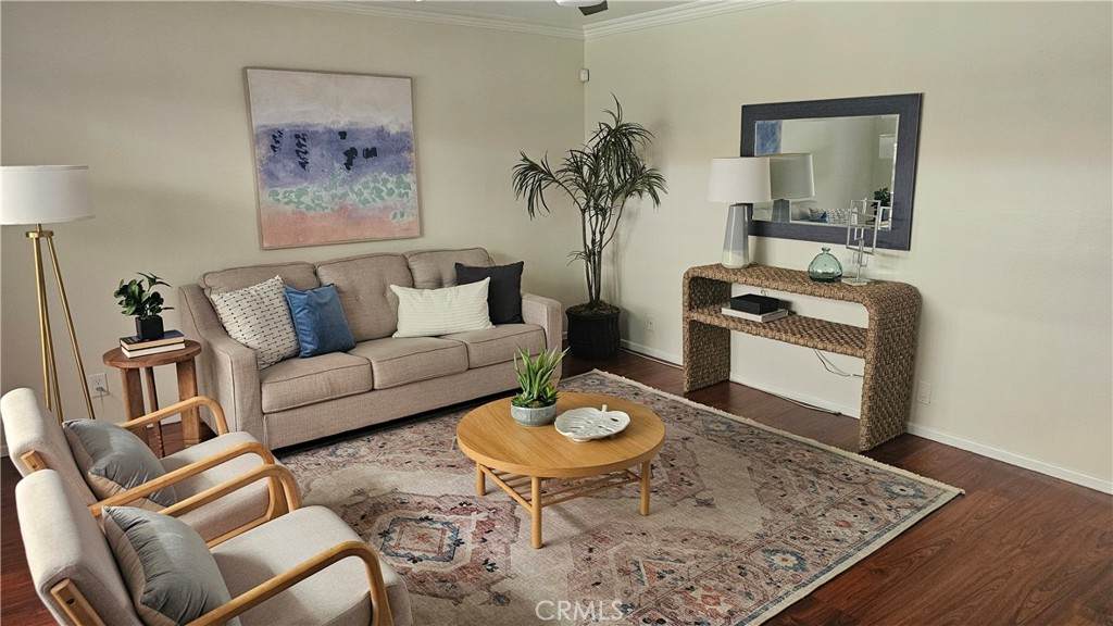 545 Chestnut Avenue - Photo 1