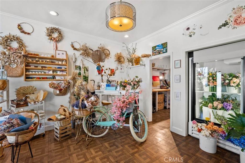 128 Myrtle Avenue - Photo 1