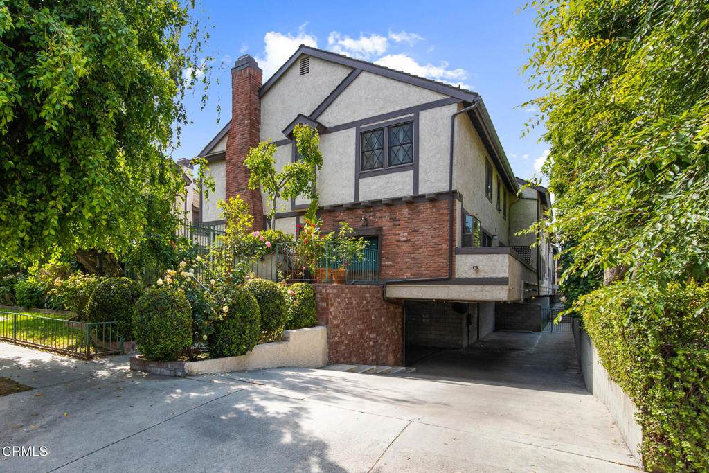 11940 Weddington Street - Photo 1