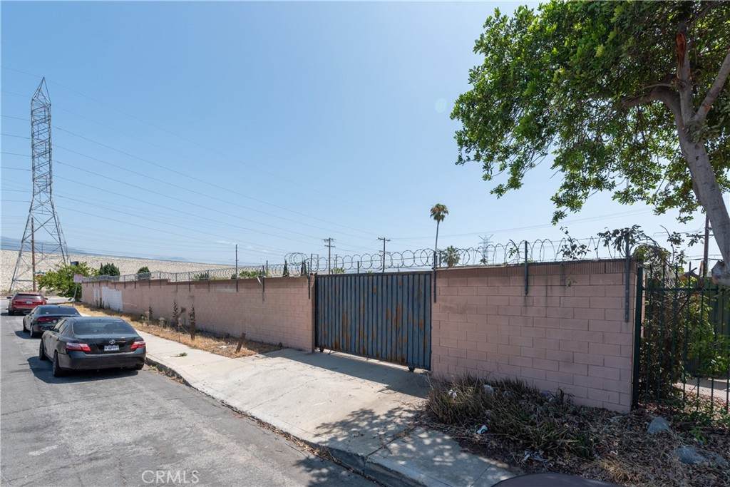 15204 Arrow Hwy - Photo 1