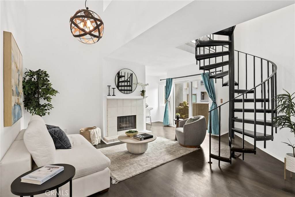 1940 Highland Avenue - Photo 1