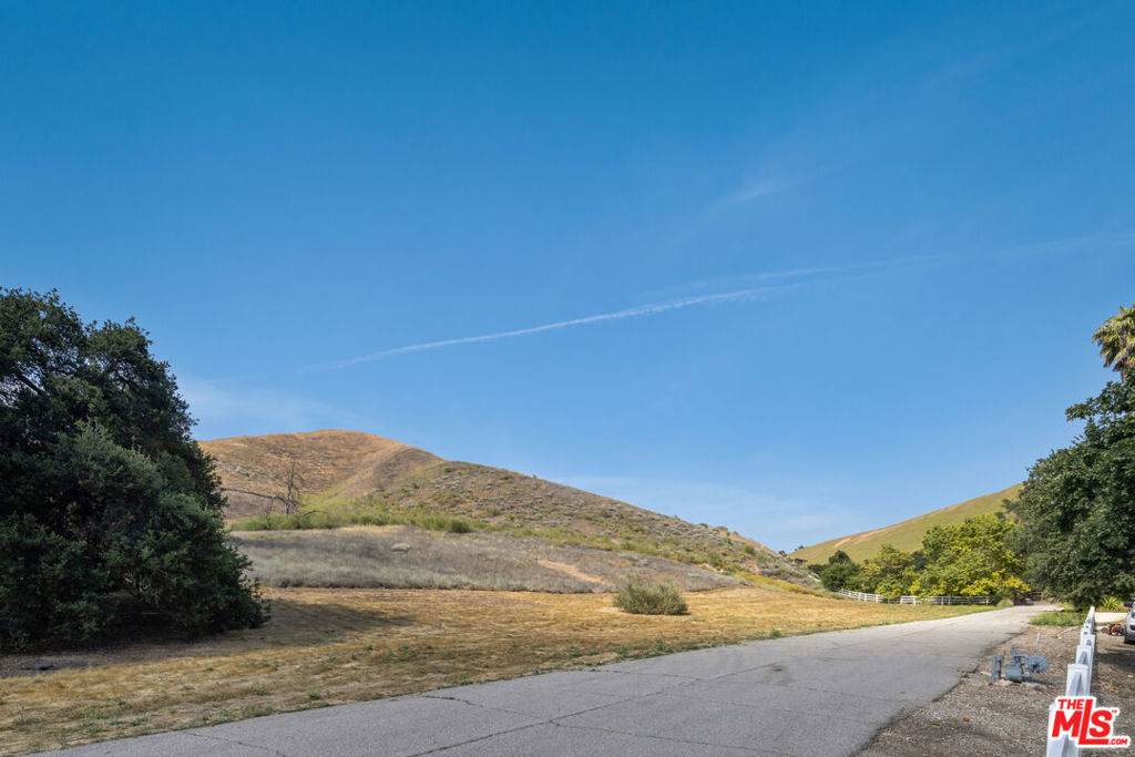 https://bt-photos.global.ssl.fastly.net/socal/orig_boomver_1_375216569-2.jpg