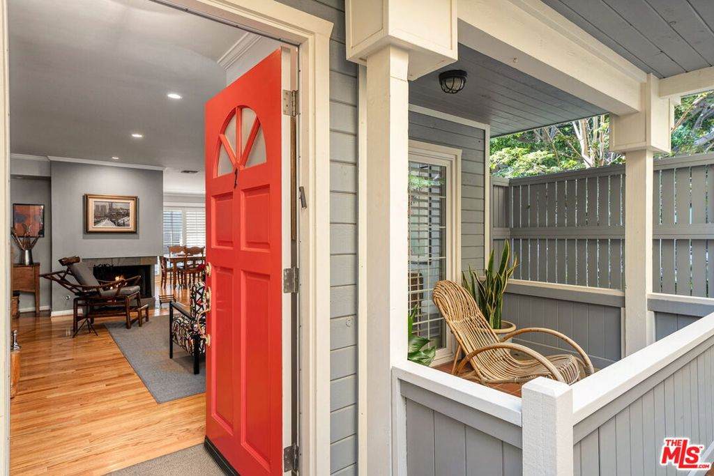 1426 California Avenue - Photo 1