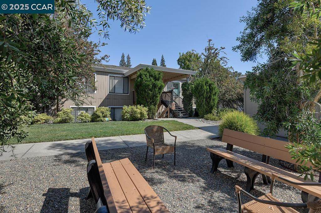 1501 Canyonwood Ct - Photo 1