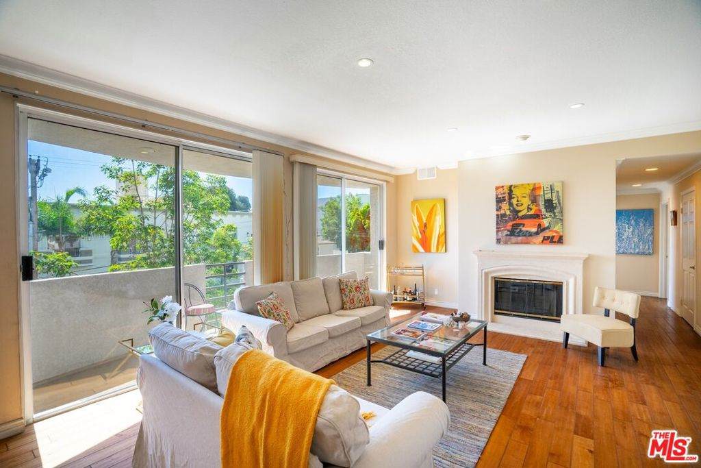 11535 Rochester Avenue - Photo 1