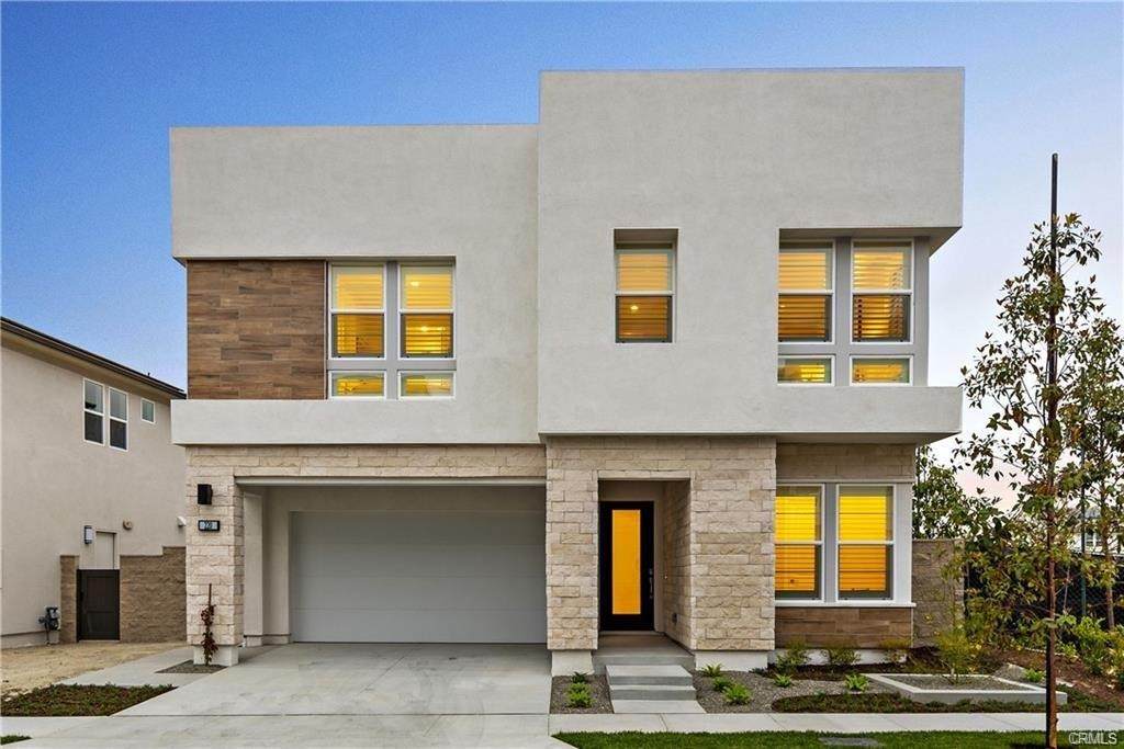 220 Burwood - Photo 1