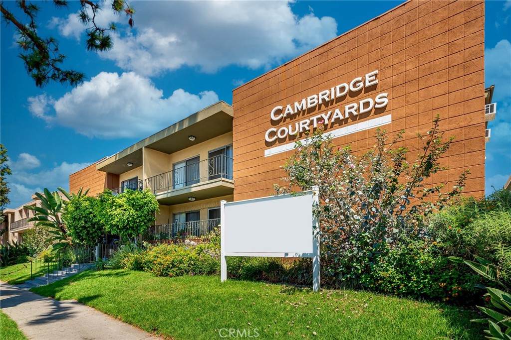 17931 Devonshire Street - Photo 1