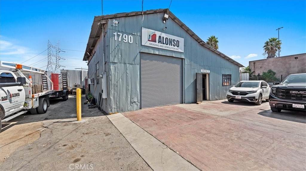 1790 Industrial Way - Photo 1