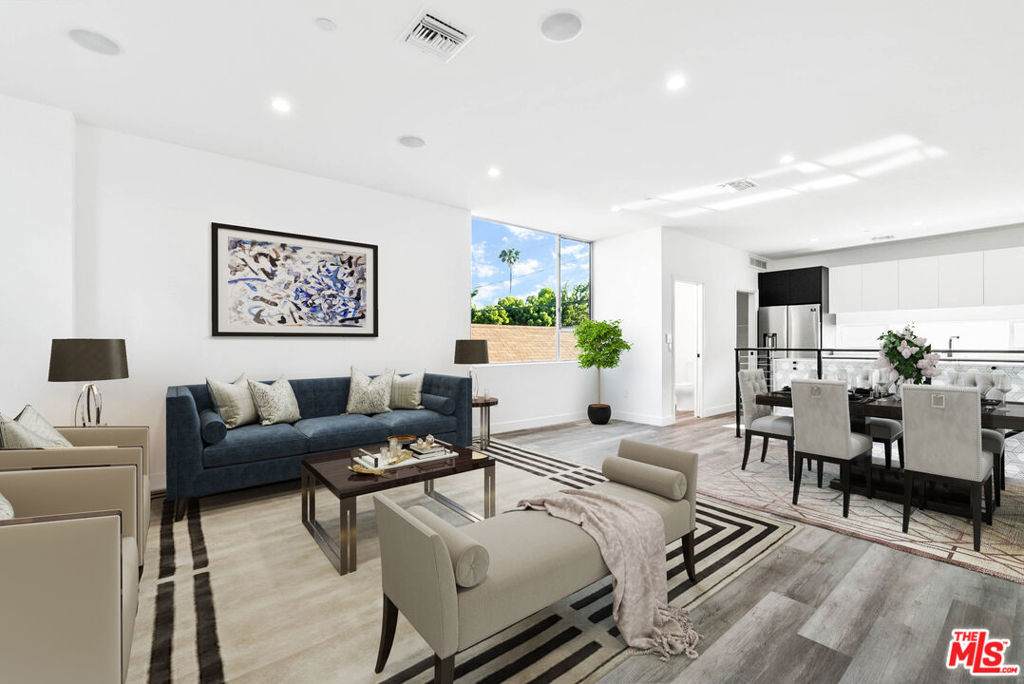 421 Wilton Place - Photo 1