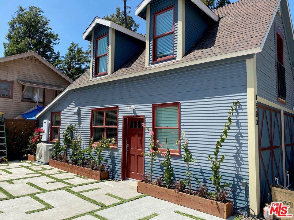 1301 22nd Street - Photo 1