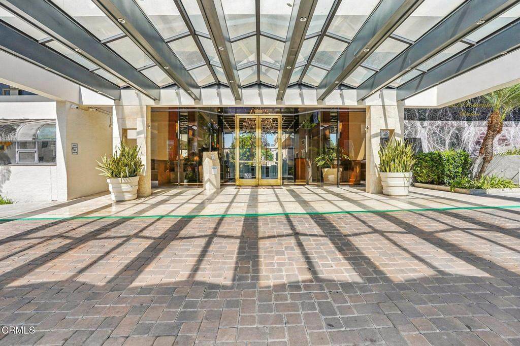 121 Hope Street - Photo 1