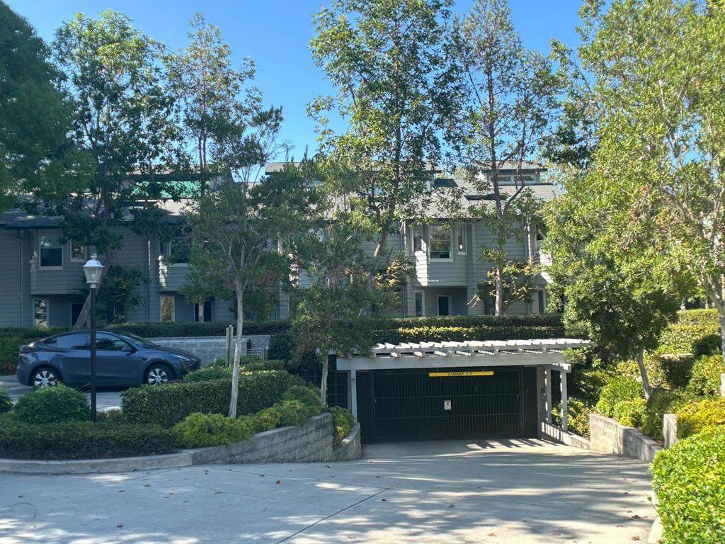 731 Loma Verde Avenue - Photo 1