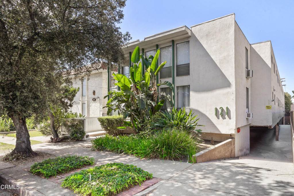 121 Chester Avenue - Photo 1