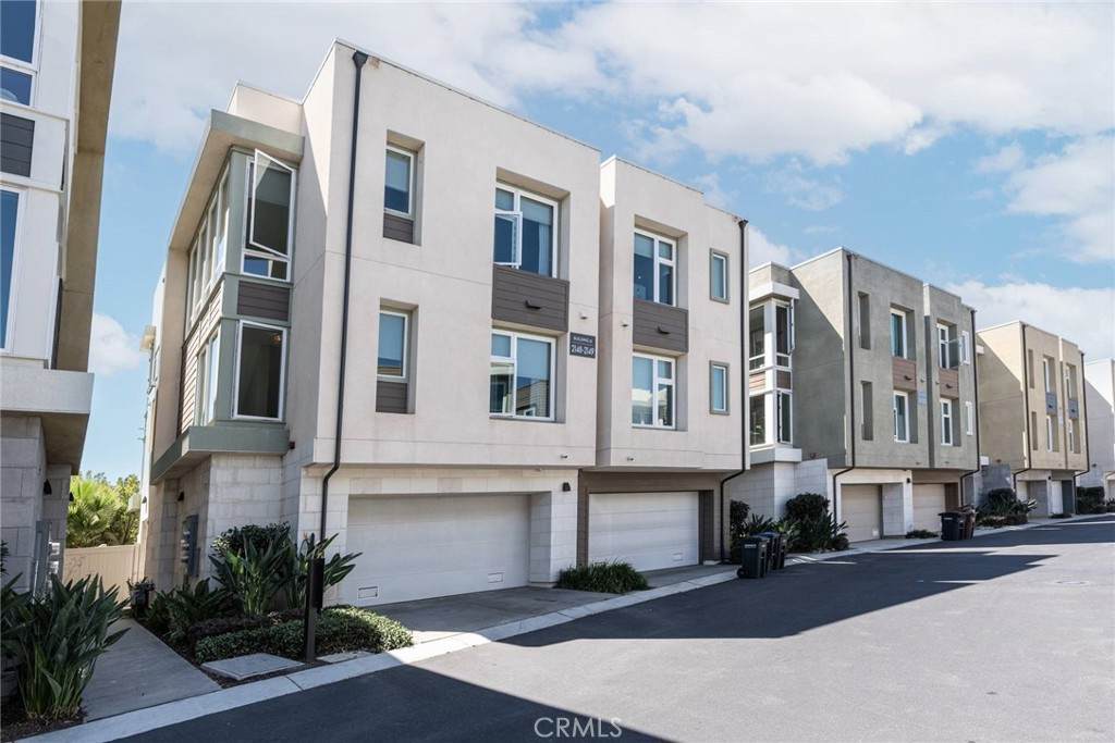 2148 Doheny Way - Photo 1